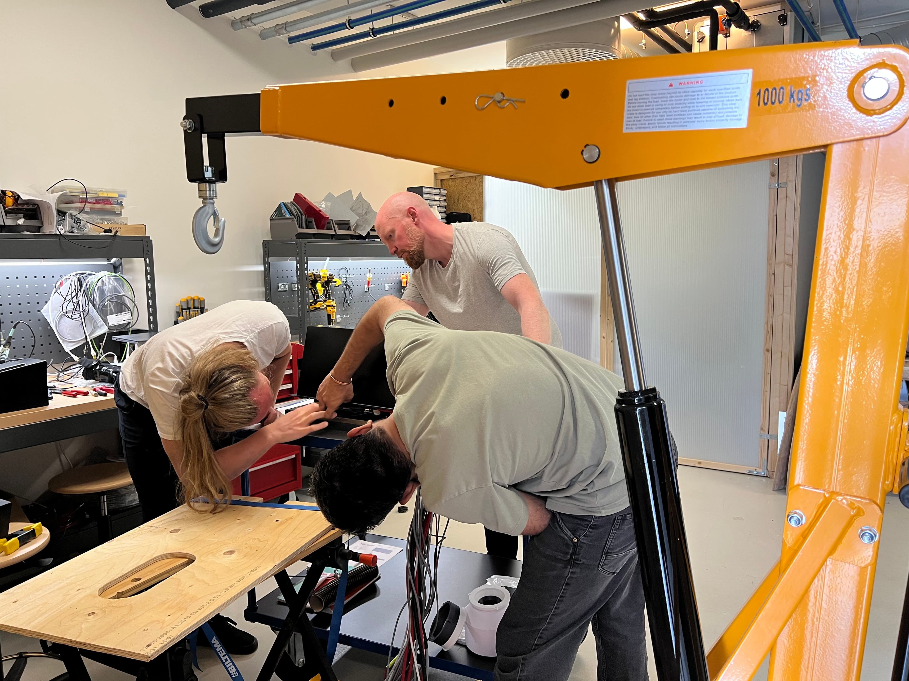 Thomas Tingelöf and colleagues working on building Vault Mobile